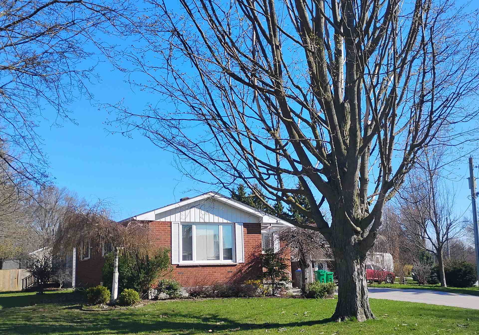 189-hincks-street-goderich-ontario-x12760390