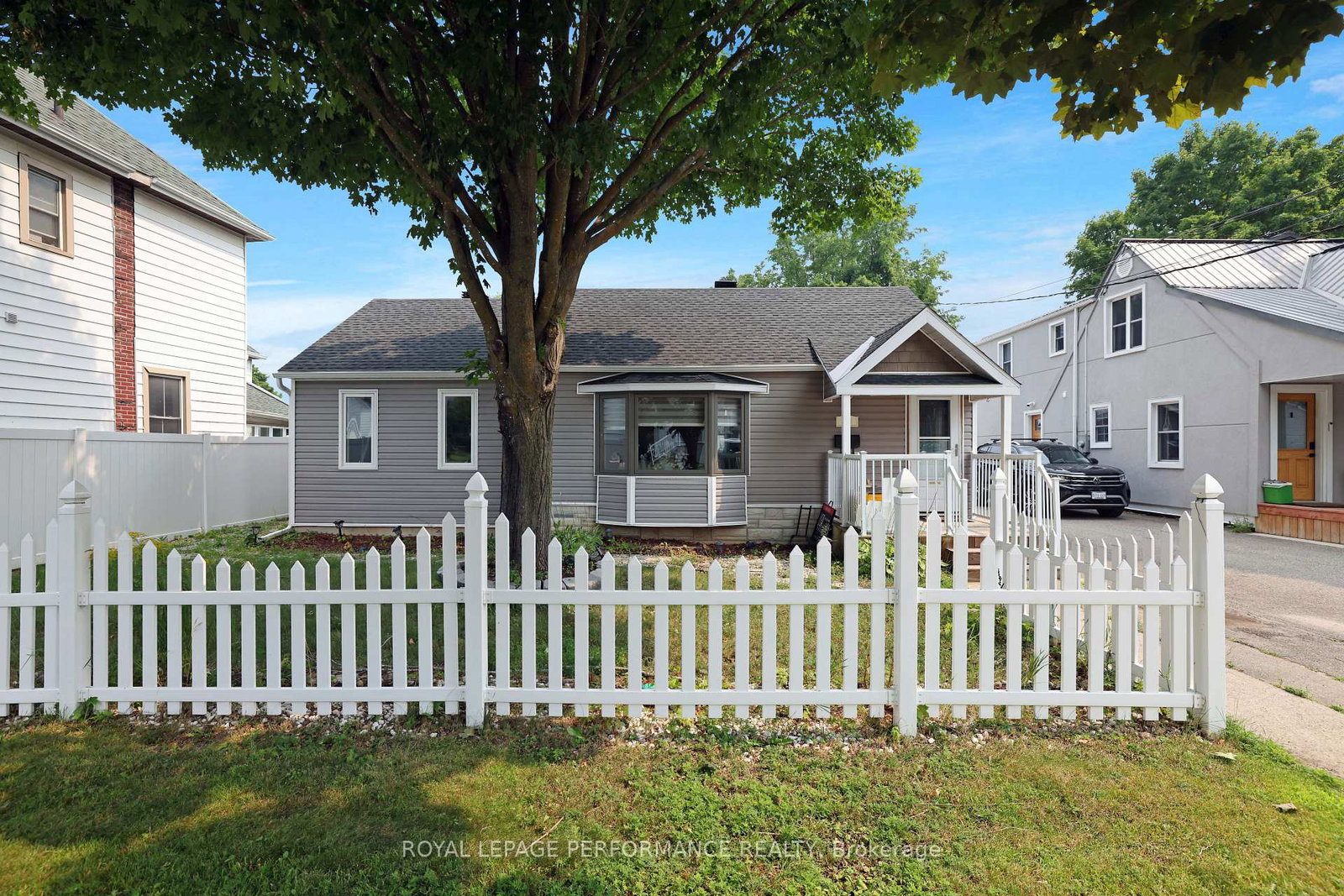 63-wilson-street-e-perth-ontario-x12760680