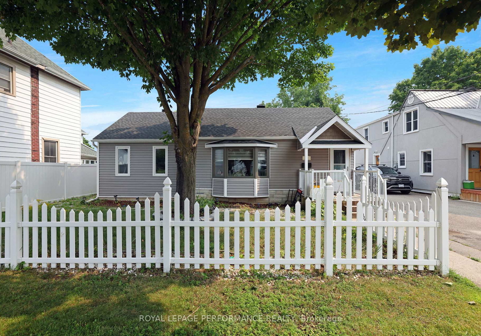 63-wilson-street-e-perth-ontario-x12760680