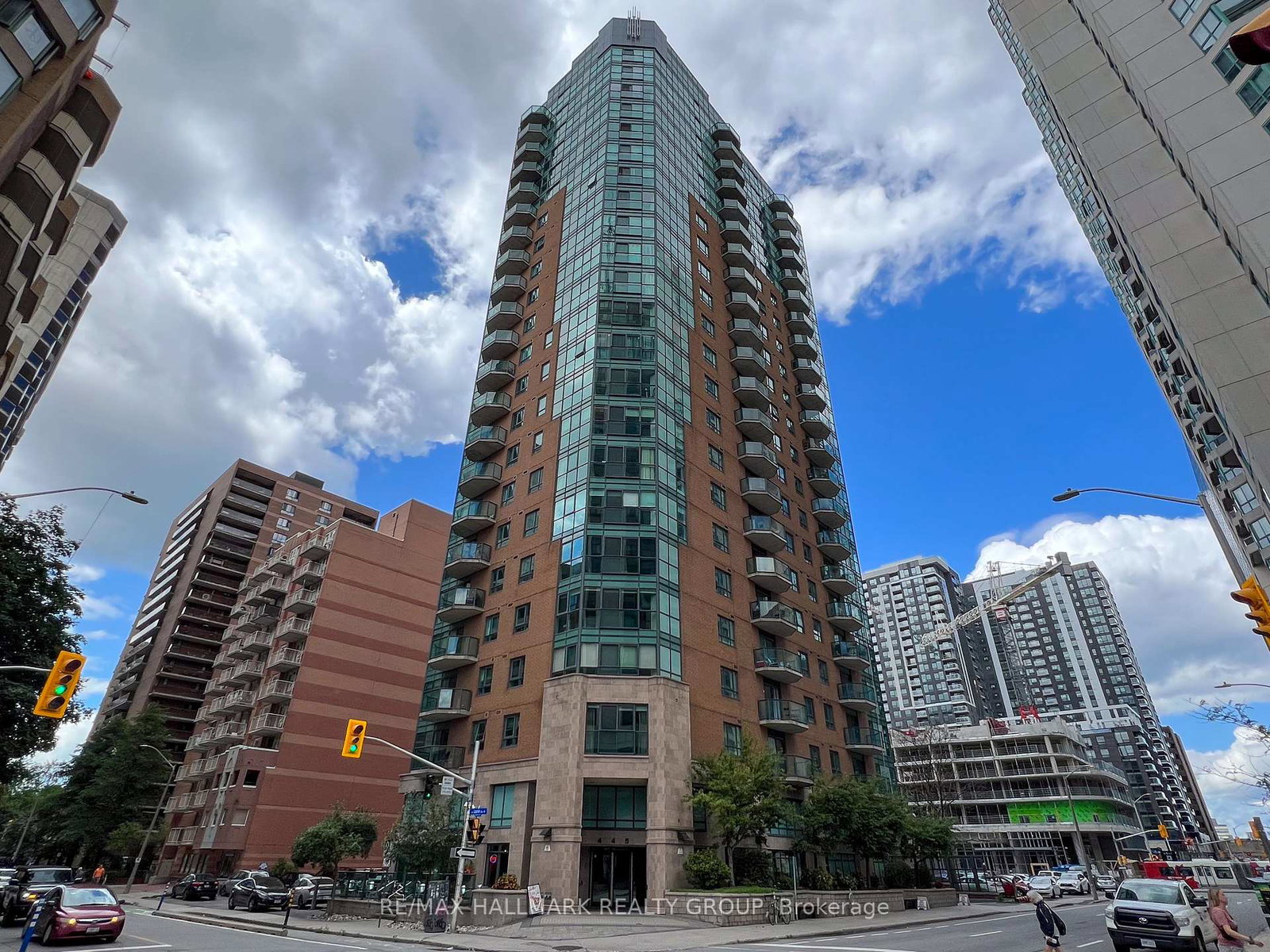 445-laurier-avenue-west-w-ottawa-ontario-x12760828