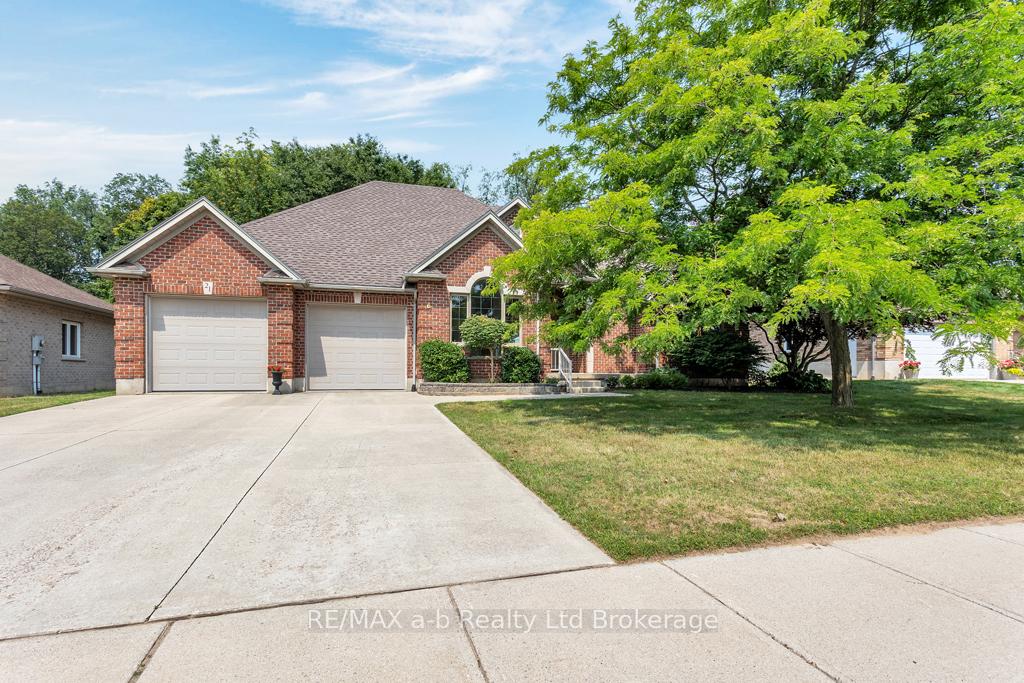 21-windemere-avenue-tillsonburg-ontario-x12761832