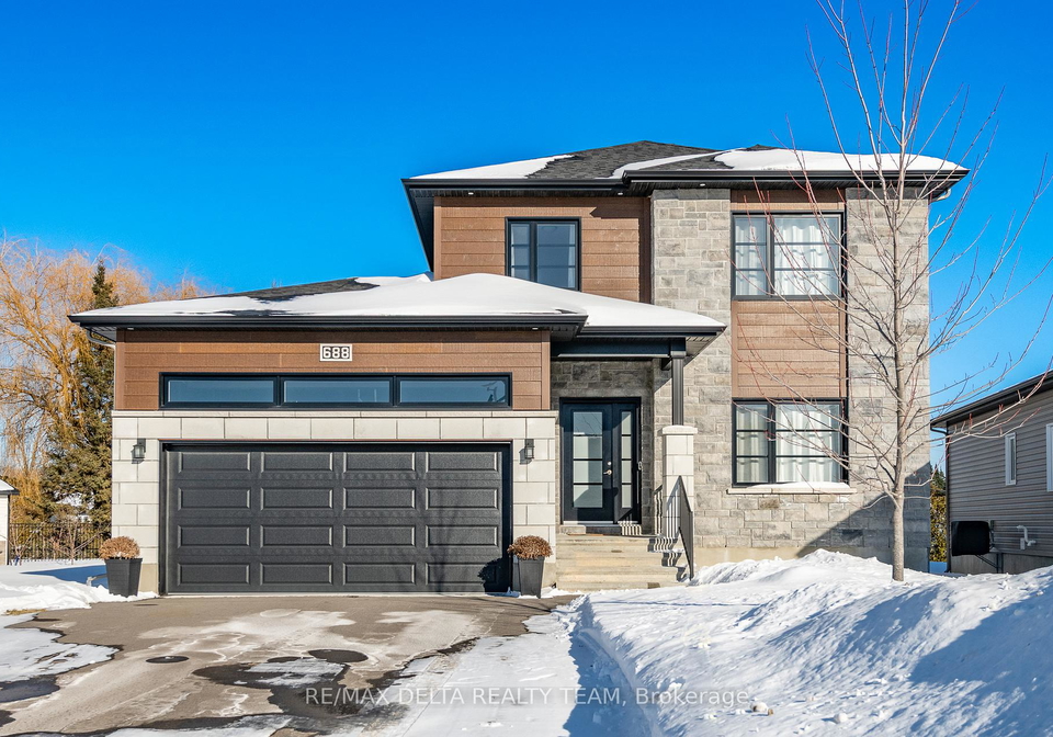 688-geneva-crescent-russell-ontario-x12761946