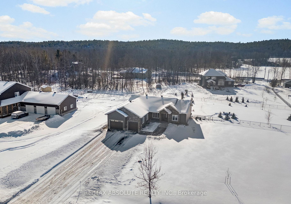 211-lion-head-drive-mississippi-mills-ontario-x12762138