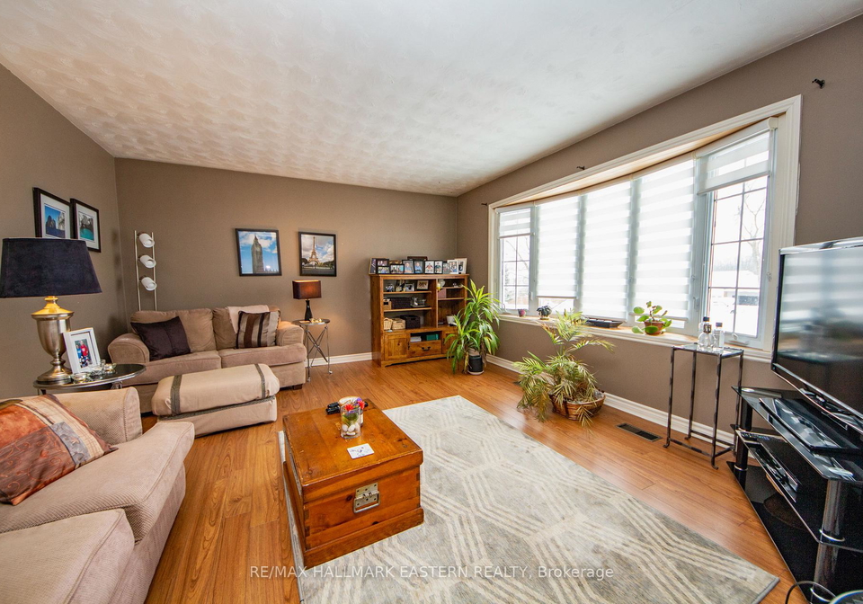 664-deerfield-crescent-selwyn-ontario-x12762172