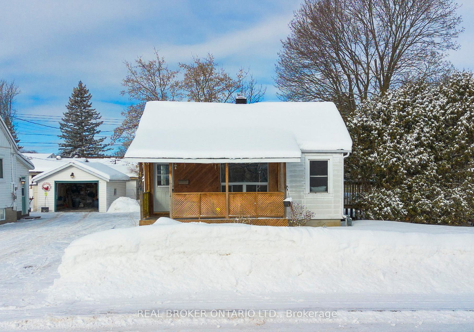 47-pine-street-smiths-falls-ontario-x12762430