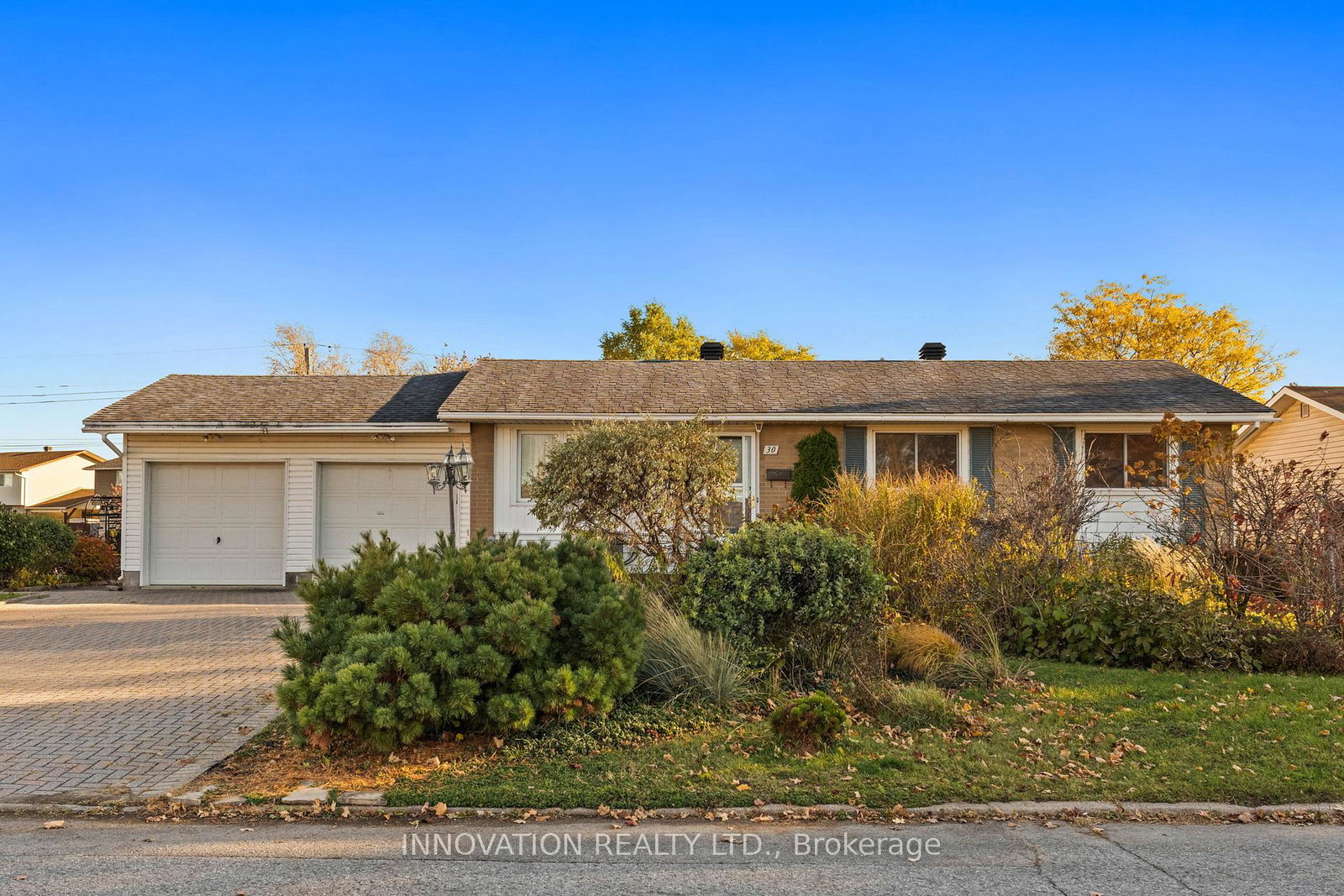 30-oakview-avenue-ottawa-ontario-x12762602