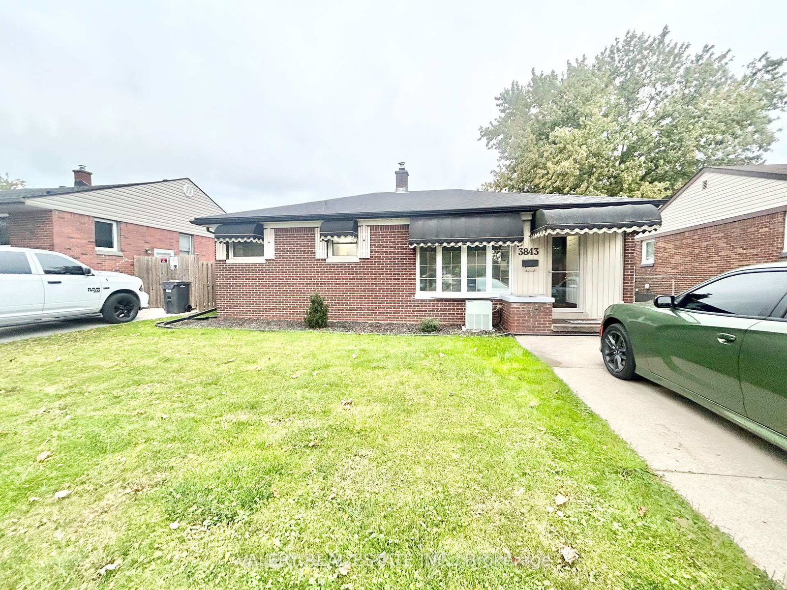 3843-hillcrest-boulevard-windsor-ontario-x12762646