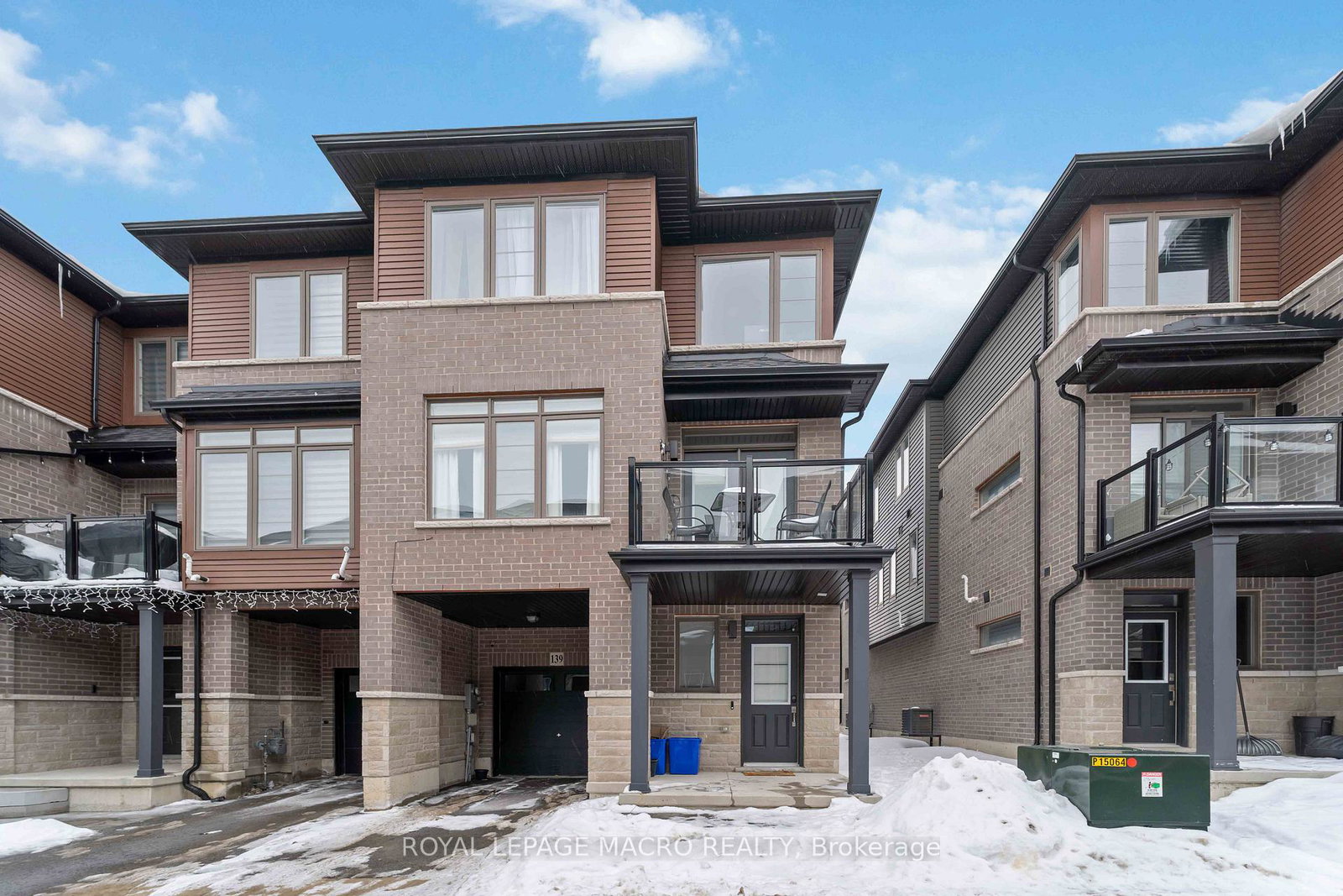 61-soho-street-hamilton-ontario-x12762694