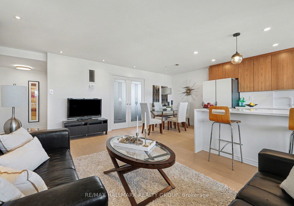 530-laurier-avenue-w-ottawa-ontario-x12762746