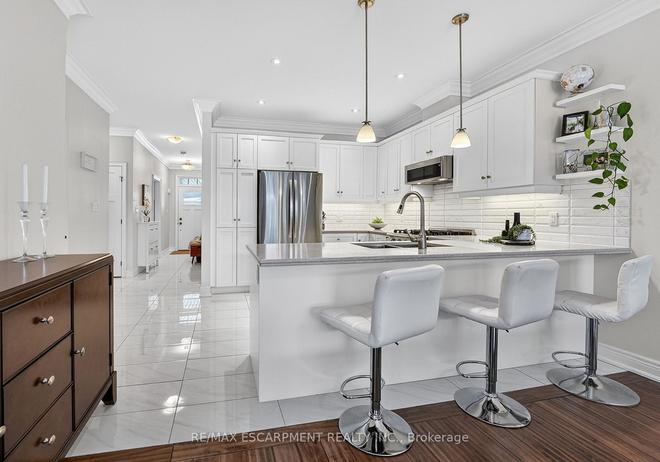 13-dandurand-court-grimsby-ontario-x12762772