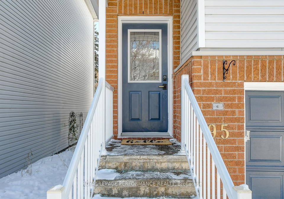 95-manhattan-crescent-ottawa-ontario-x12762824