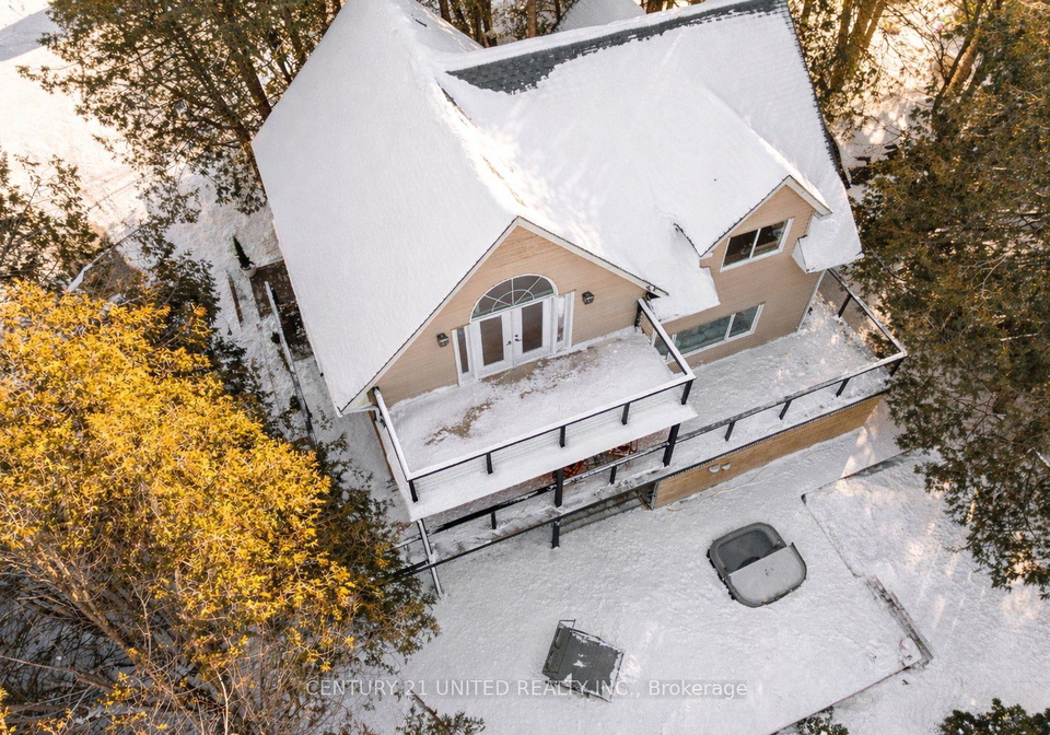 7-resort-lane-kawartha-lakes-ontario-x12763214