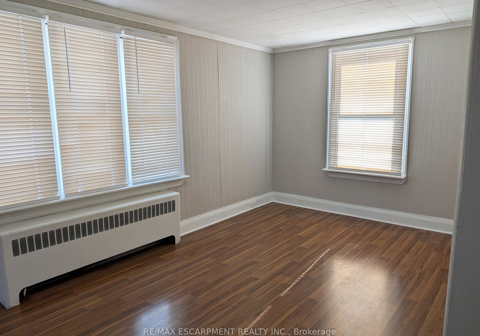 12-east-24th-street-hamilton-ontario-x12763524