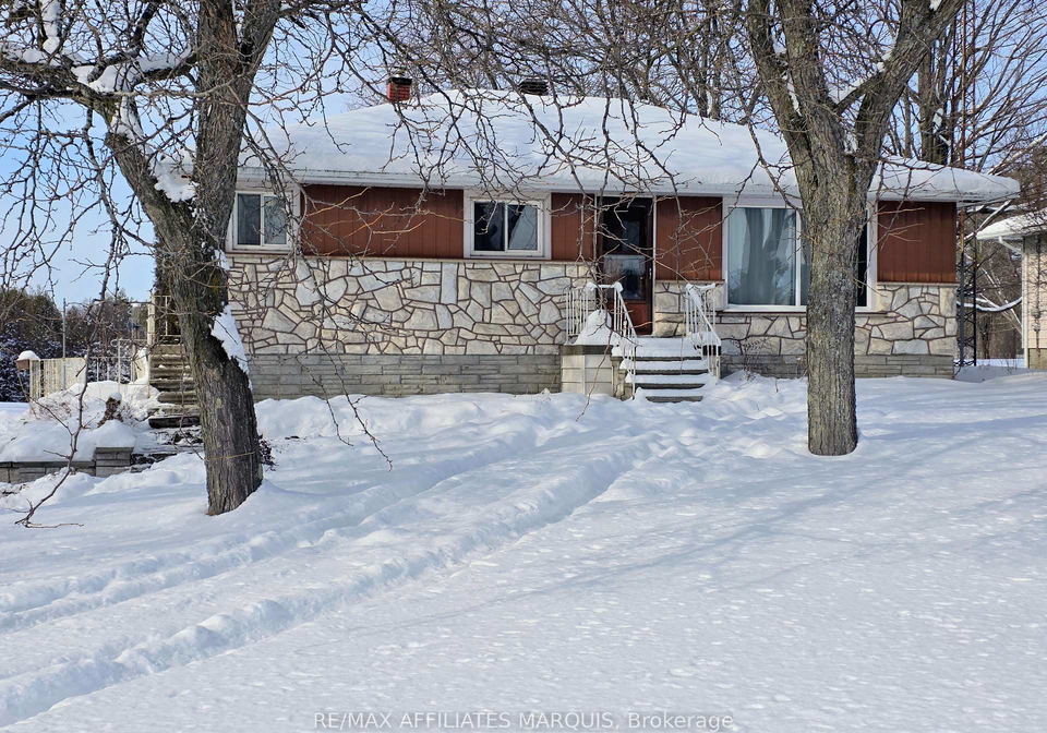 404-highway-15-highway-rideau-lakes-ontario-x12763540
