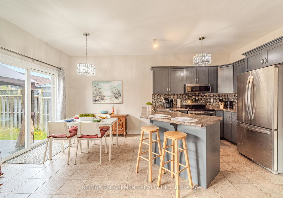 11-irongate-drive-brant-ontario-x12763726