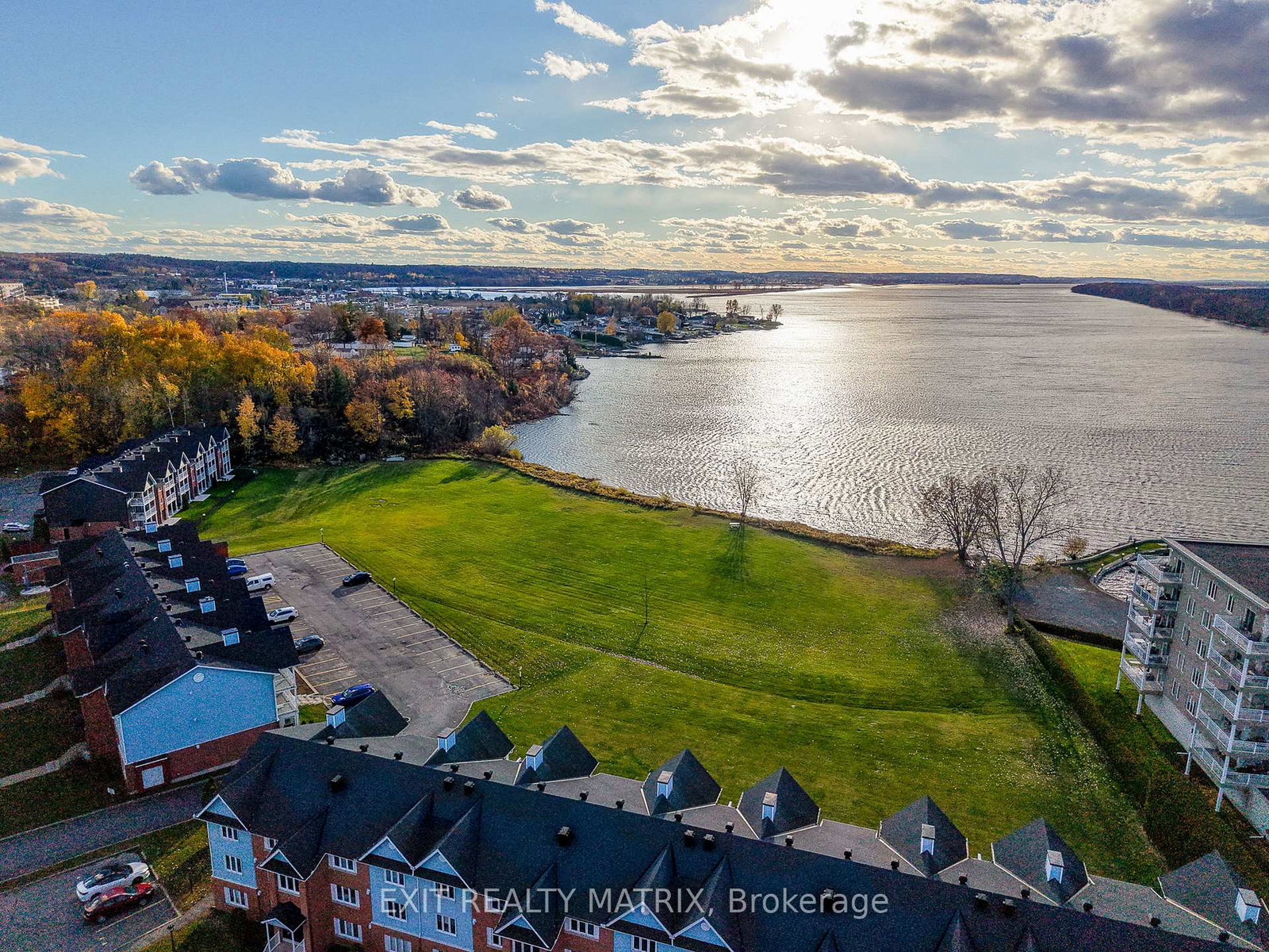 160-edwards-street-clarencerockland-clarence-rockland-ontario-x12763952