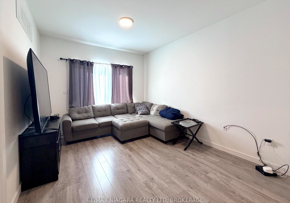 29-waterleaf-trail-welland-ontario-x12764152