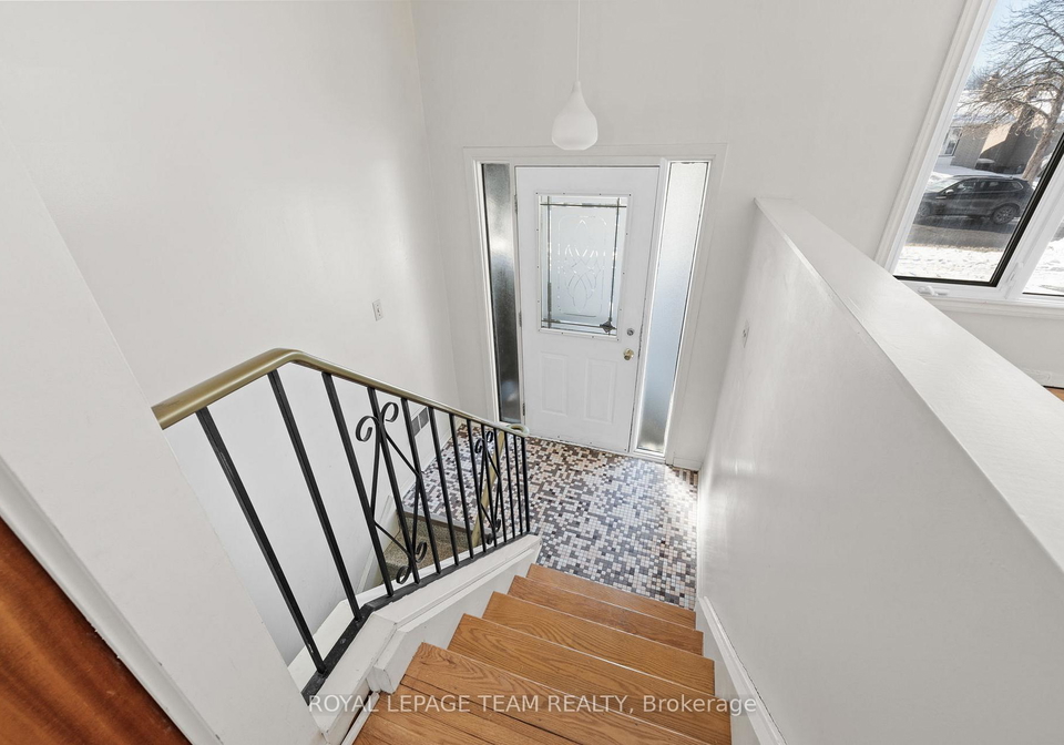 1377-chartrand-avenue-ottawa-ontario-x12764388