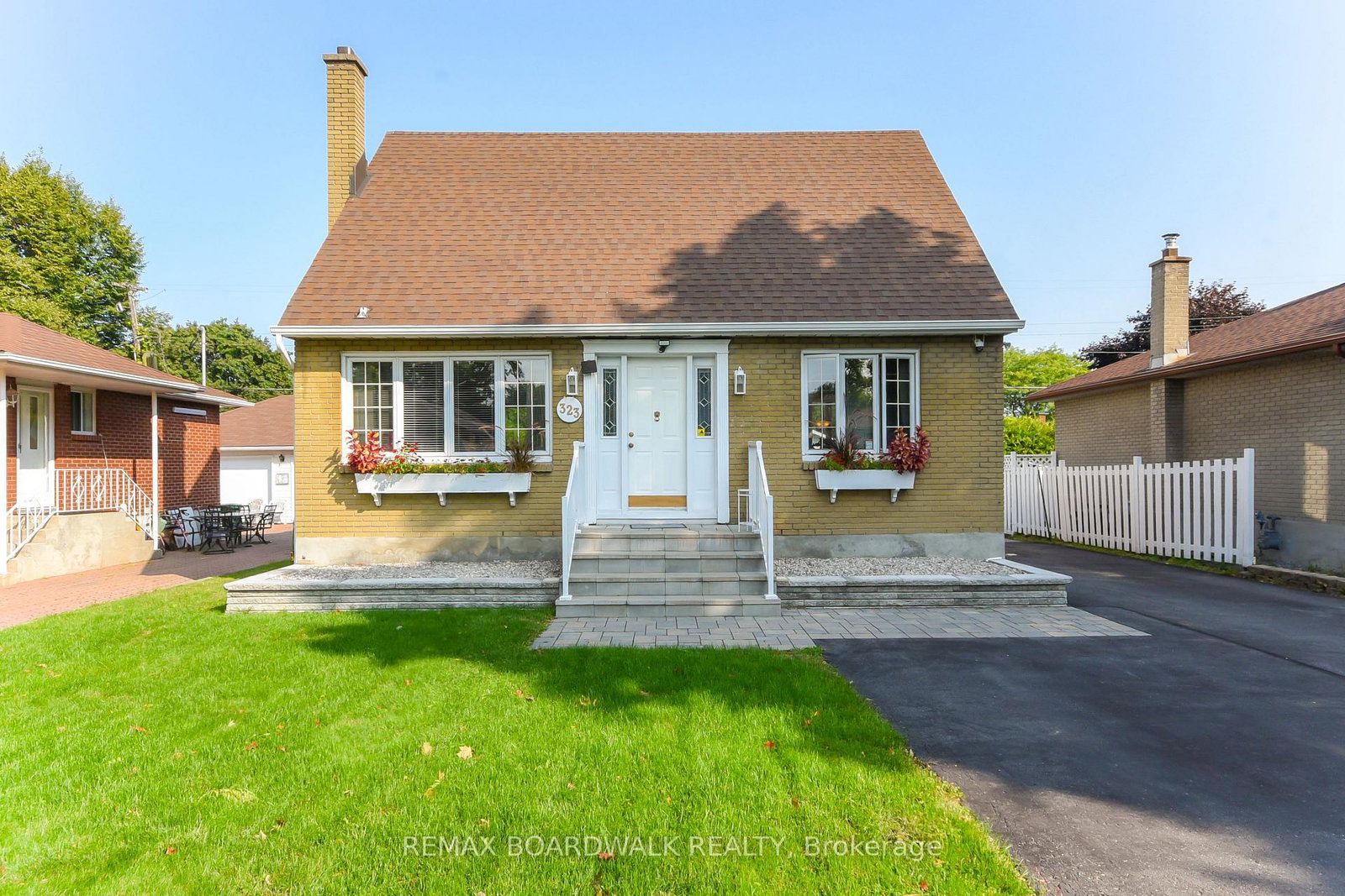 323-fullerton-avenue-ottawa-ontario-x12764576