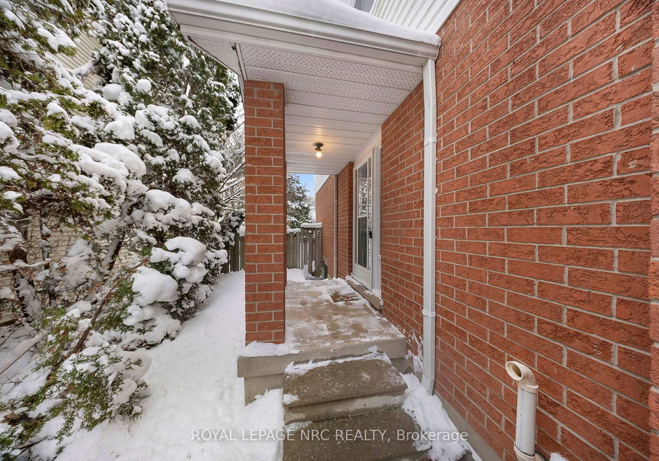 41-huntington-lane-st-catharines-ontario-x12764688