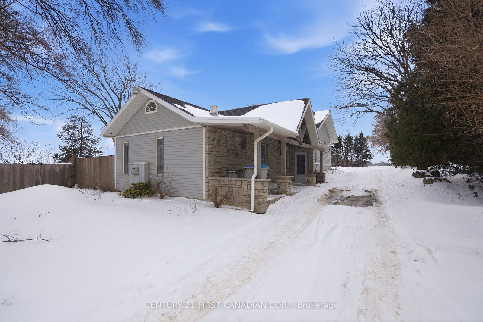 7641-lakeshore-road-lambton-shores-ontario-x12765188