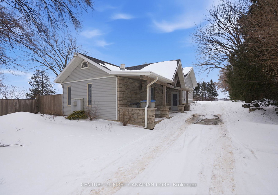 7641-lakeshore-road-lambton-shores-ontario-x12765188