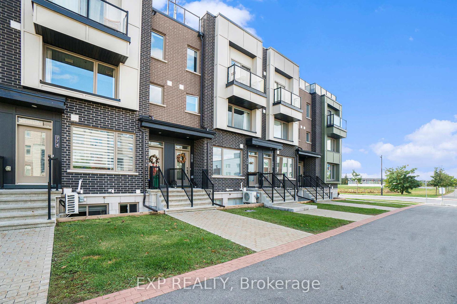 770-mikinak-road-ottawa-ontario-x12765226