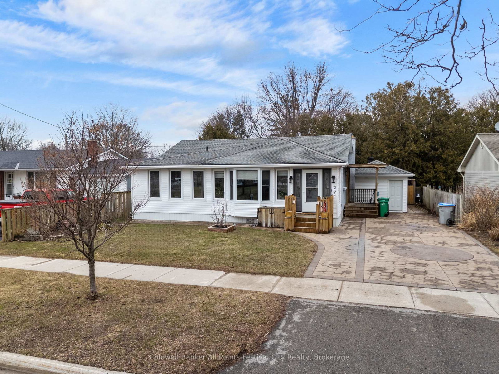 202-bennett-street-w-goderich-ontario-x12765286