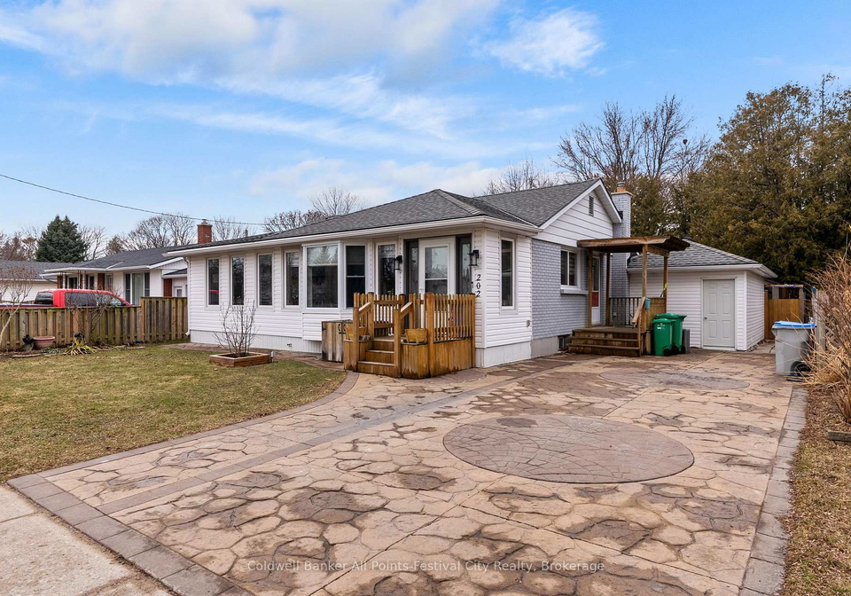 202-bennett-street-w-goderich-ontario-x12765286