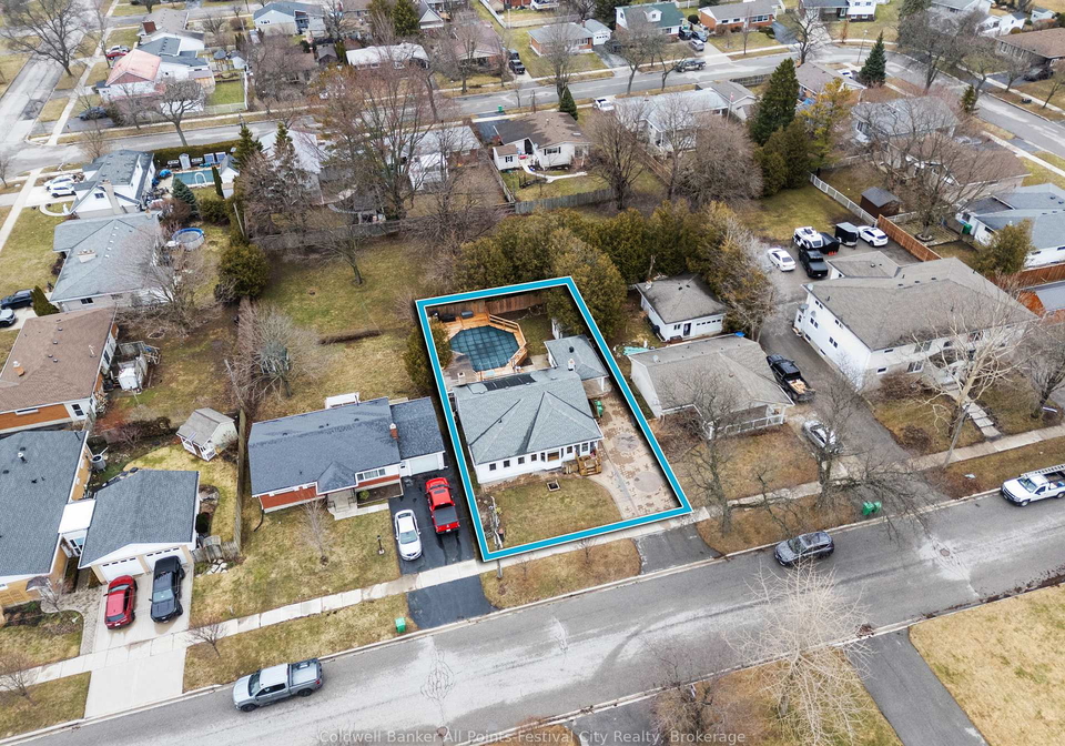 202-bennett-street-w-goderich-ontario-x12765286