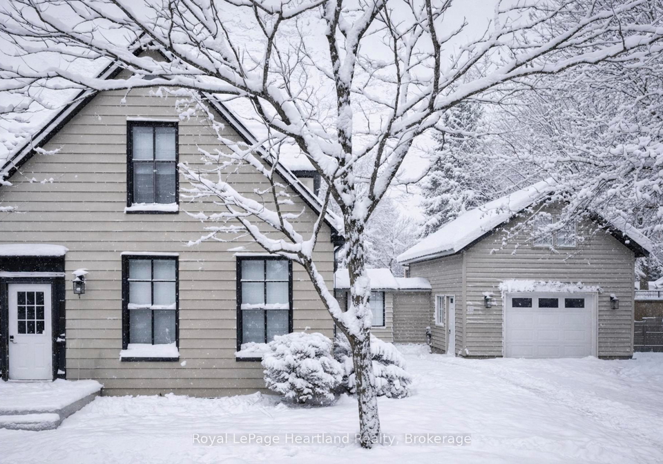 162-wellington-street-s-goderich-ontario-x12765390