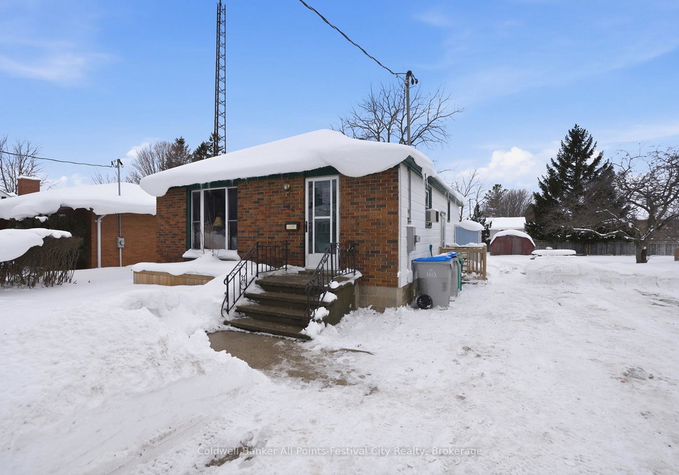 136-elizabeth-street-goderich-ontario-x12765432