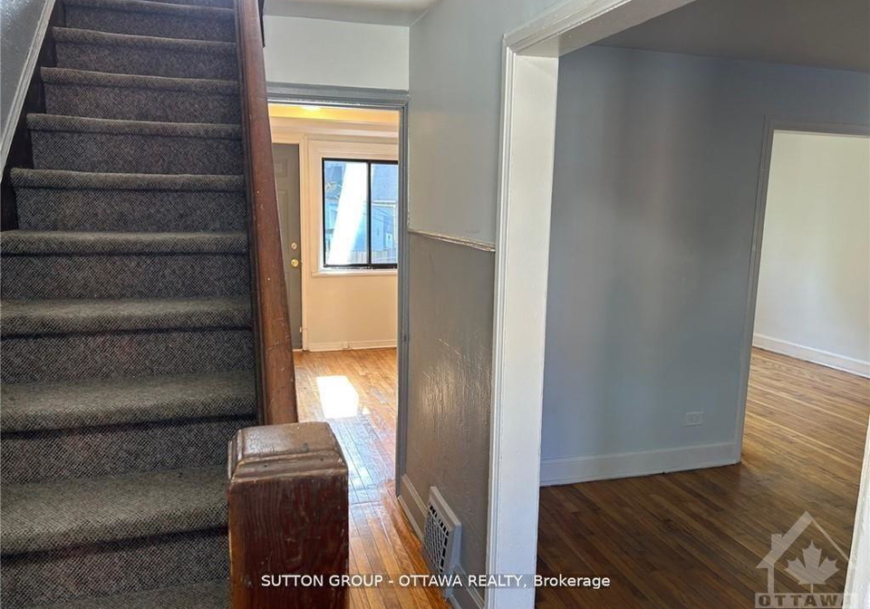 50-armstrong-street-ottawa-ontario-x12765444