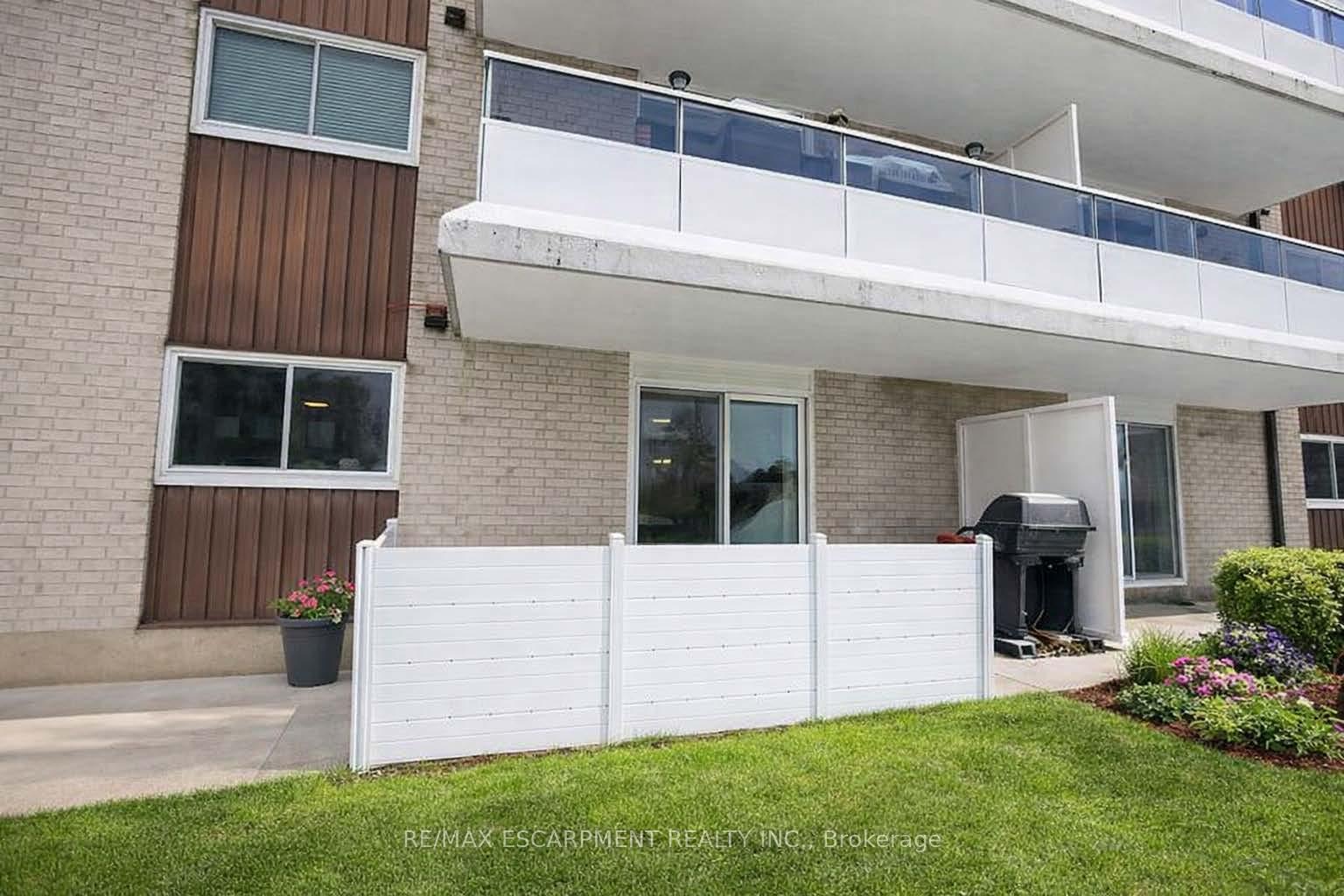 71-vanier-drive-kitchener-ontario-x12765624