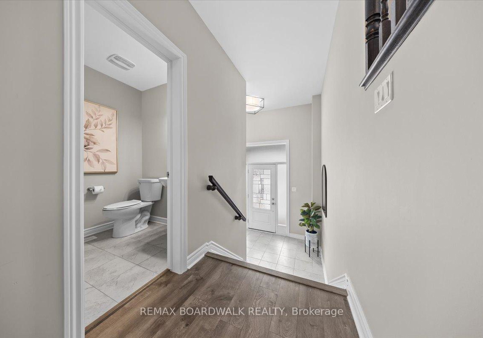 60-malachigan-crescent-ottawa-ontario-x12765734