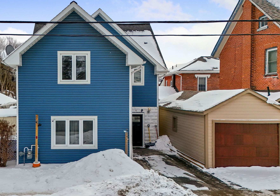 7-university-avenue-e-cobourg-ontario-x12765800