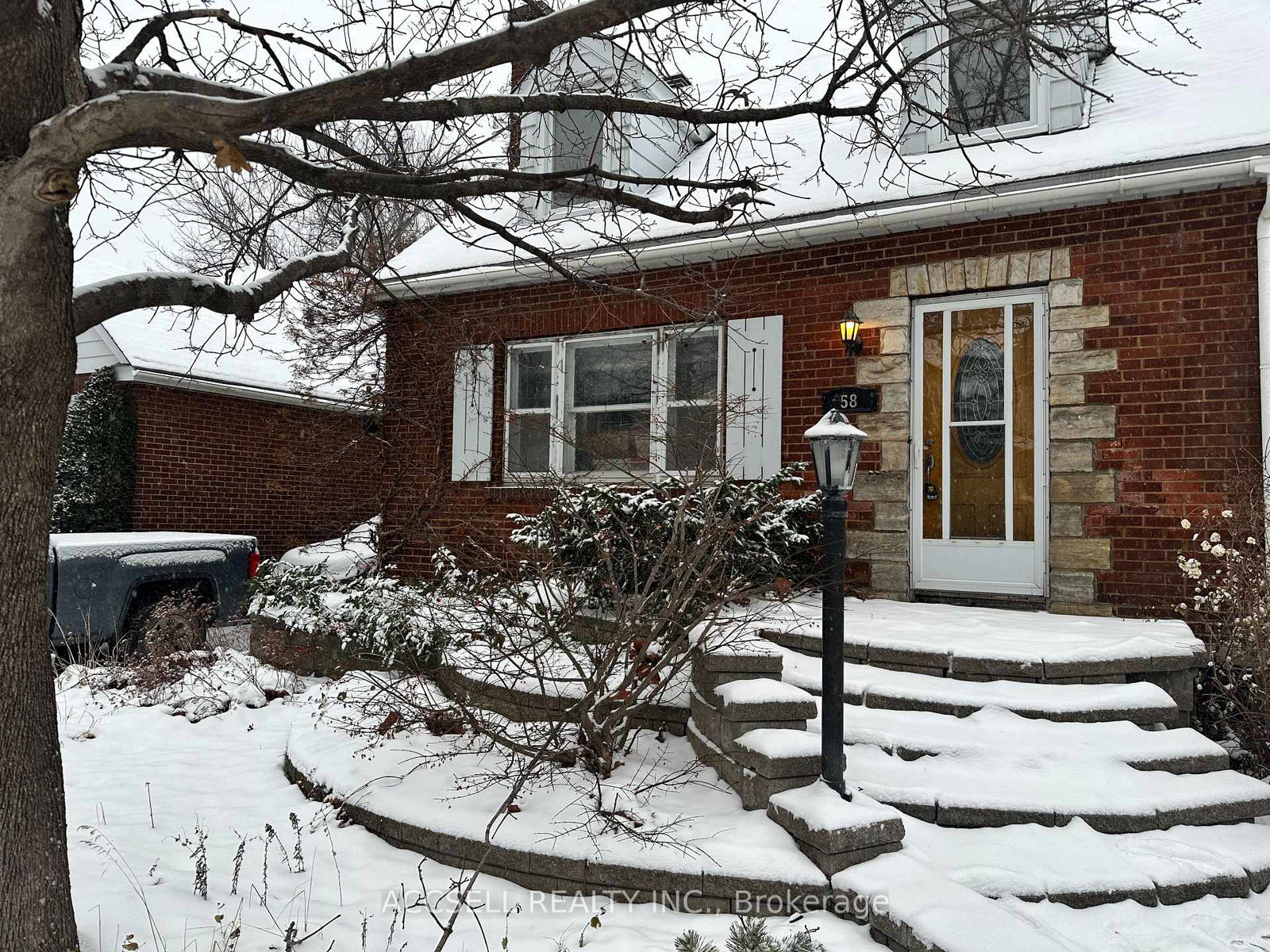 58-clegg-street-s-ottawa-ontario-x12766180