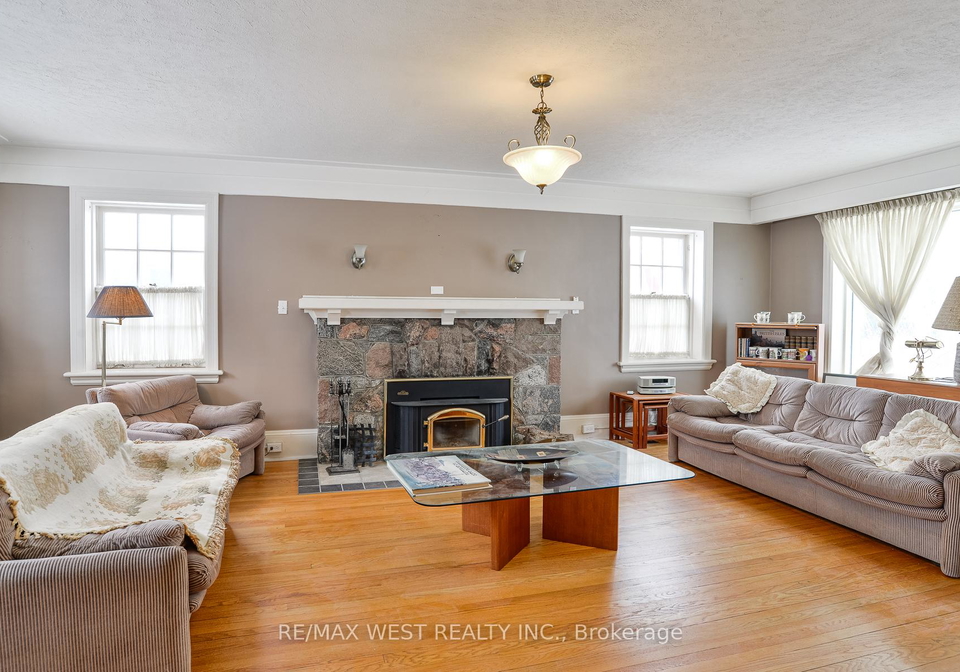 11-short-street-kawartha-lakes-ontario-x12766614