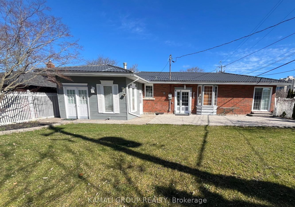36-oakridge-avenue-st-catharines-ontario-x12766798