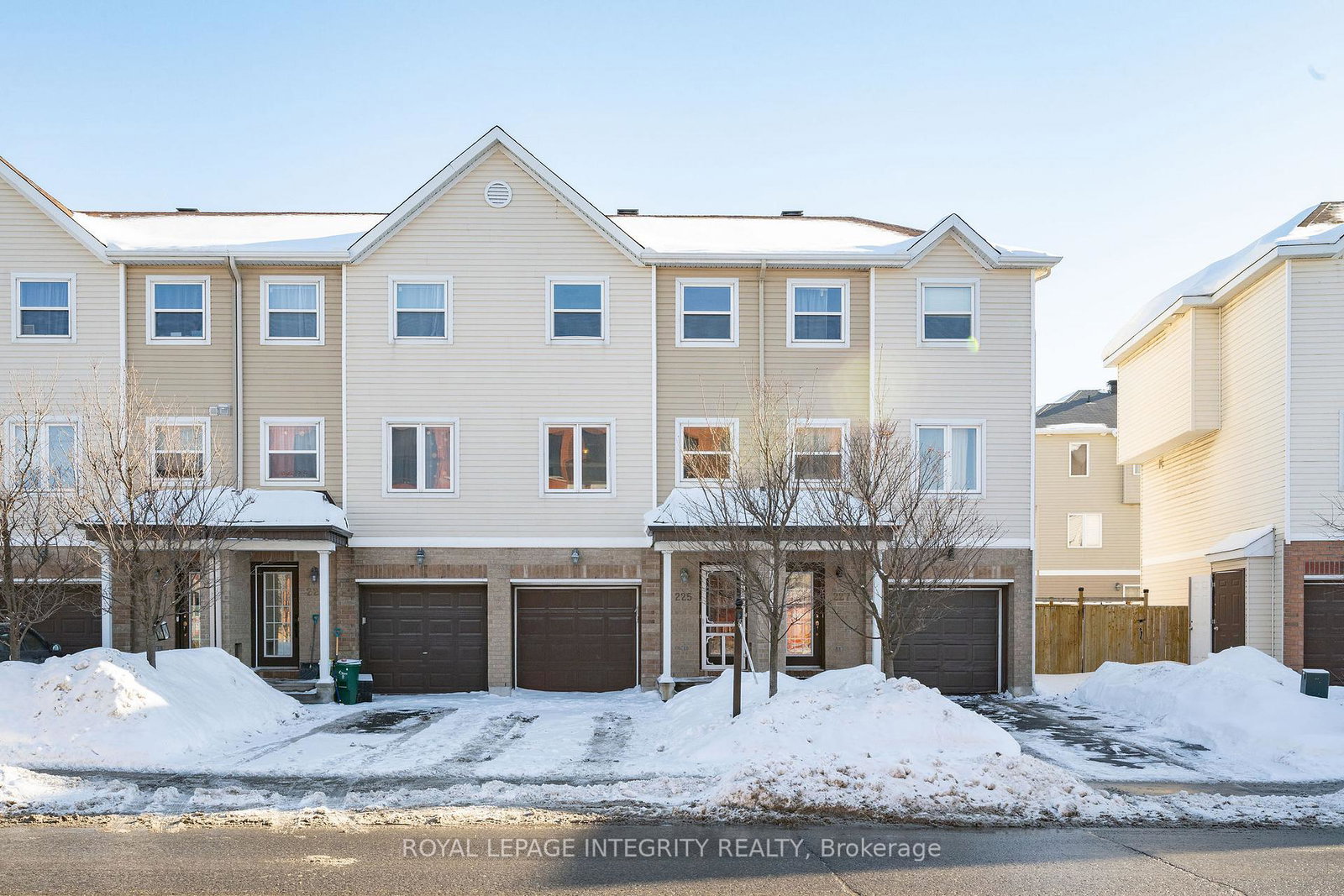 225-kennevale-drive-ottawa-ontario-x12767208