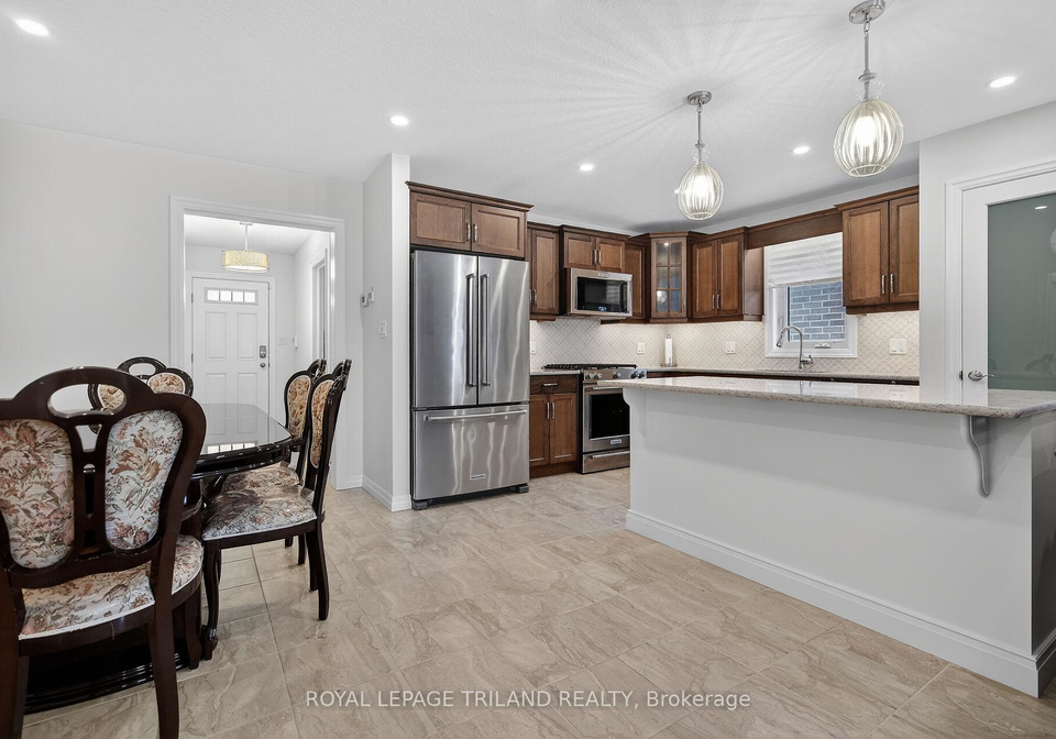 64-ambrosia-path-st-thomas-ontario-x12767320