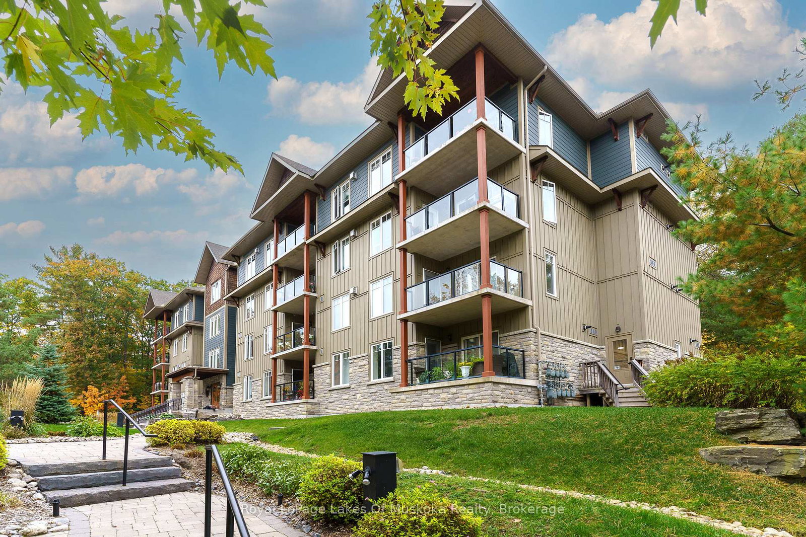 391-manitoba-street-bracebridge-ontario-x12767442