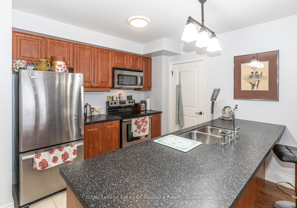 391-manitoba-street-bracebridge-ontario-x12767442