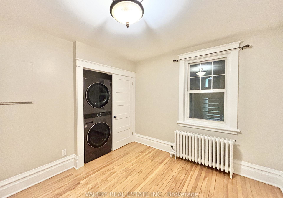 8heney-street-lower-town-sandy-hill-ottawa-ontario-x12767692