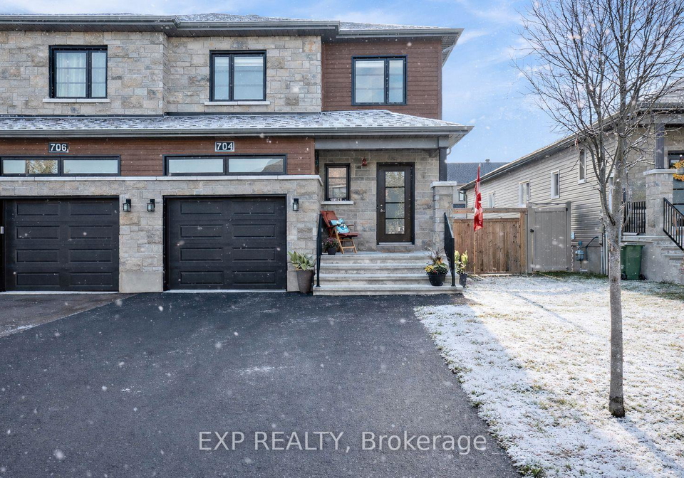 704-azure-street-russell-ontario-x12767790