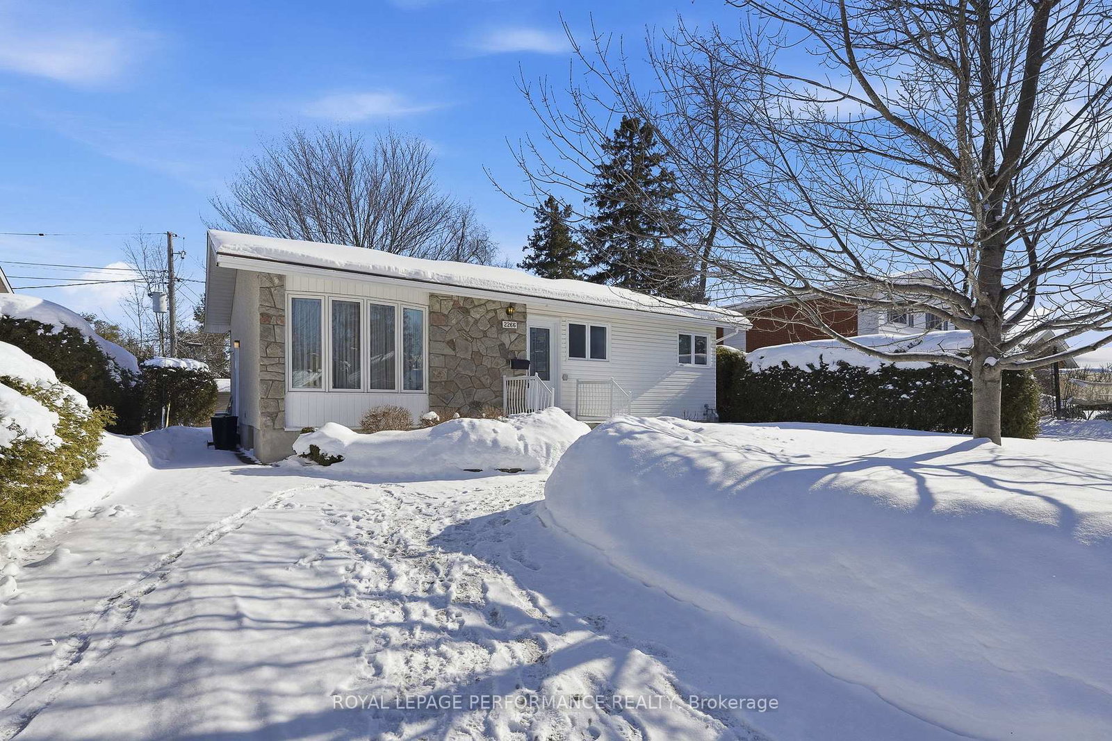 2266-fife-crescent-ottawa-ontario-x12767824