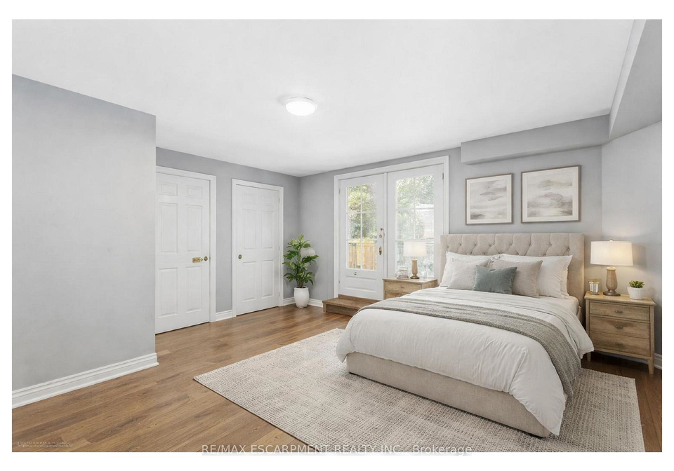 1056-beach-boulevard-hamilton-ontario-x12767876