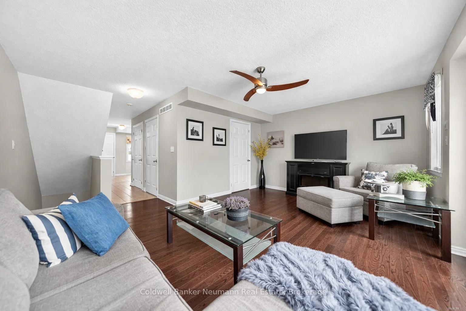 15-carere-crescent-guelph-ontario-x12768304