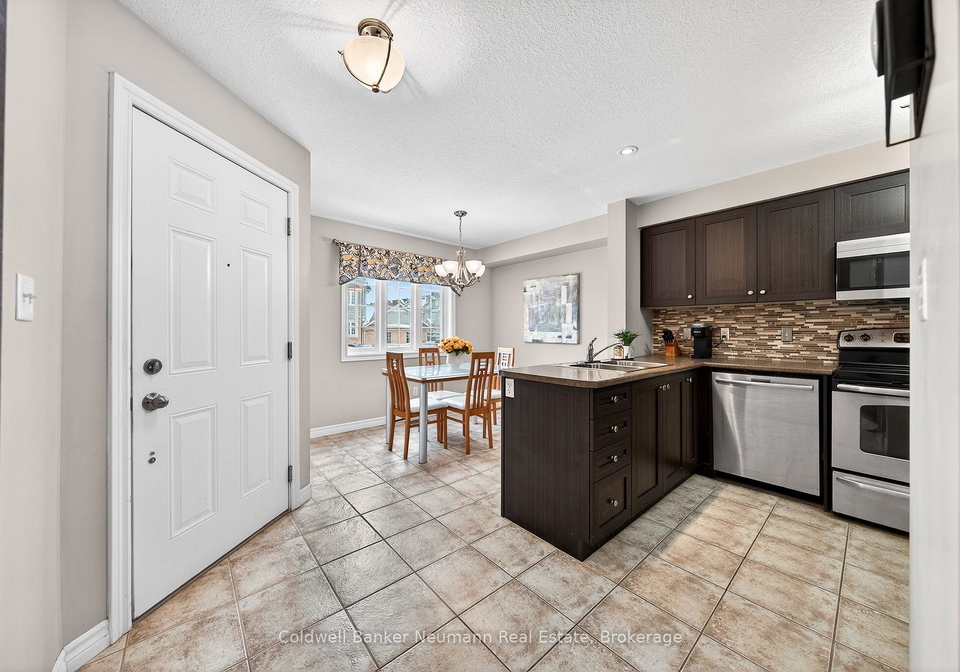 15-carere-crescent-guelph-ontario-x12768304