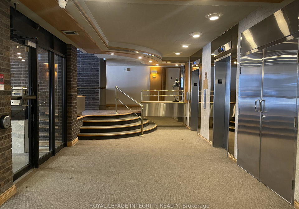 71-somerset-street-w-ottawa-ontario-x12768844